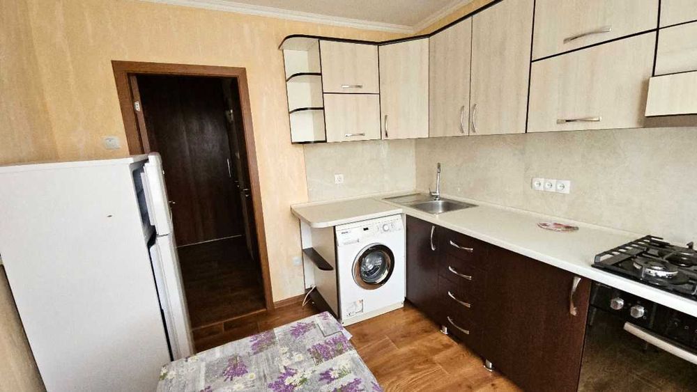 Дава се под наем Двустаен апартамент в София, Надежда 1 - 48 кв.м за 375 € - Снимка #3