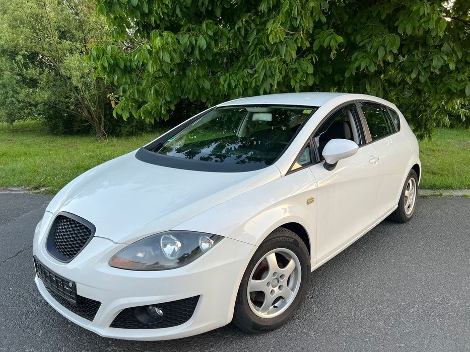 Seat Leon 1.2 benzina / 4 cilindri/ euro 5 / km 183.000 reali / carte service