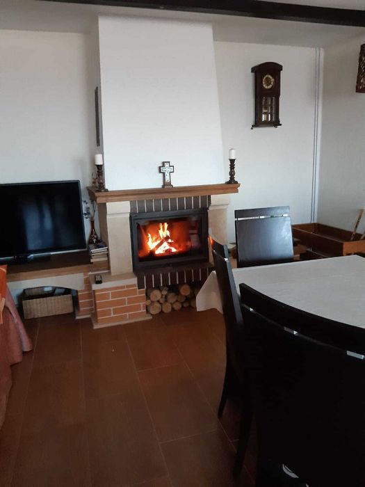Inchiriez Casa cu 5 camere in Sibiel (Sibiu)