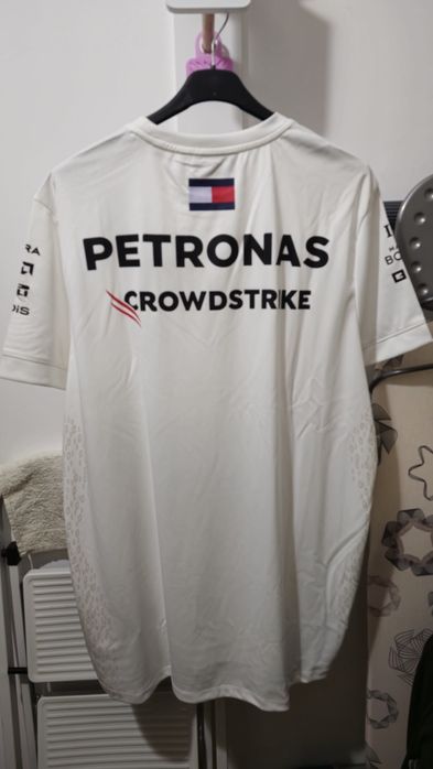 Тениски Мерцедес Ф1 (Amg f1 mercedes)