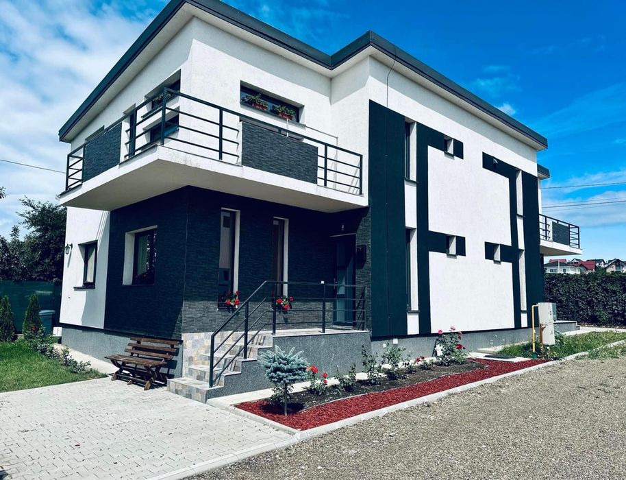 Casa tip duplex