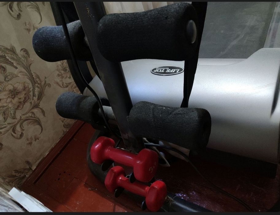 беговая дорожка, с вибратором и гантелями