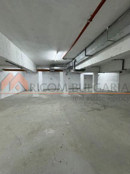 Гараж в Варна-Погребите площ 15