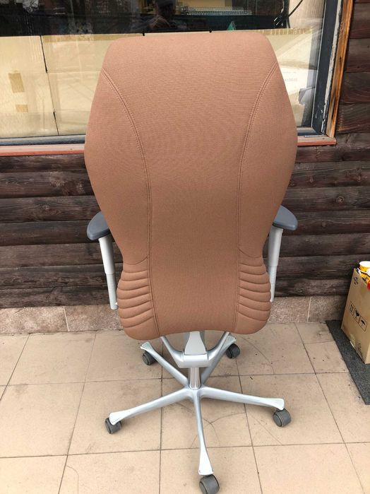 Nowy Styl-(Ергономичен офис стол),Moдел:Galileo-8-Mfa-Sda -- Мade in Germany