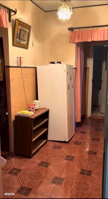 Apartament cu 2 Camere Decomandate, 57 mp, Centrală + AC, Micro 18