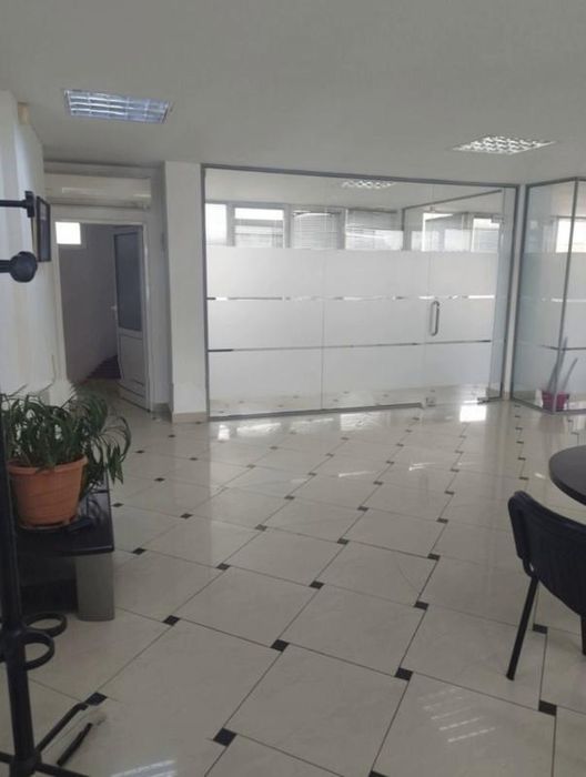 Офис, под наем, Илиянци