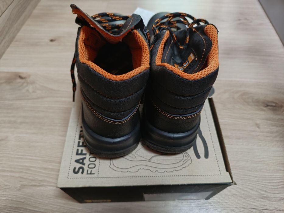 Мъжки работни обувки PANDA