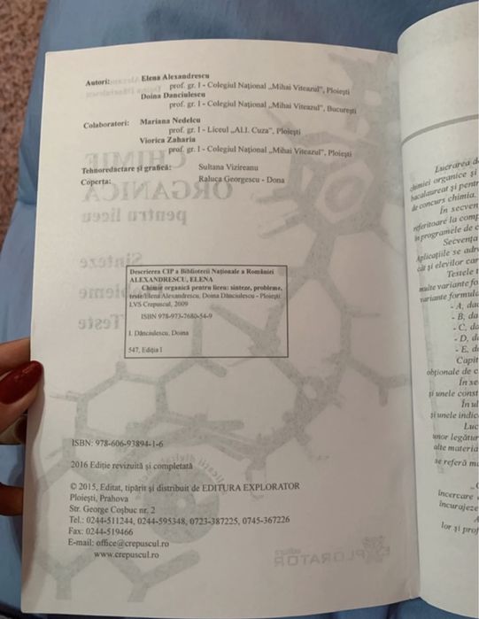 Carte Chimie organică pentru liceu