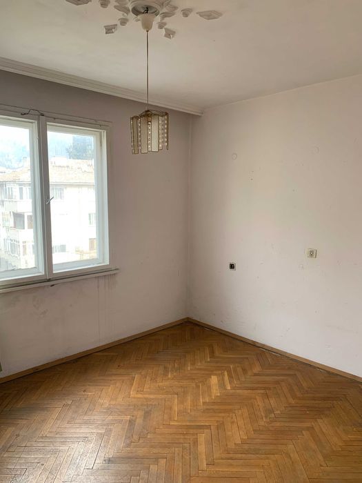 Продава се Четиристаен апартамент в Карлово - 102 кв.м за 1608 €/кв.м - Снимка #3