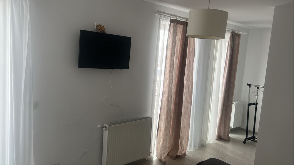 Inchiriez apartament 2 camere