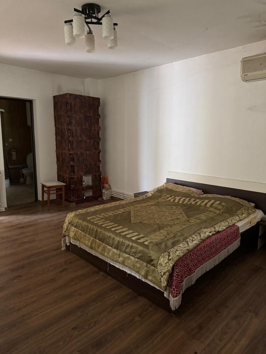 Vând casa + teren în Scărișoara județul Olt