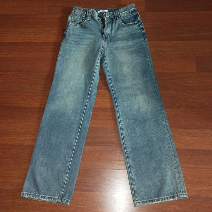 Джинсы  Calvin Klein и М7