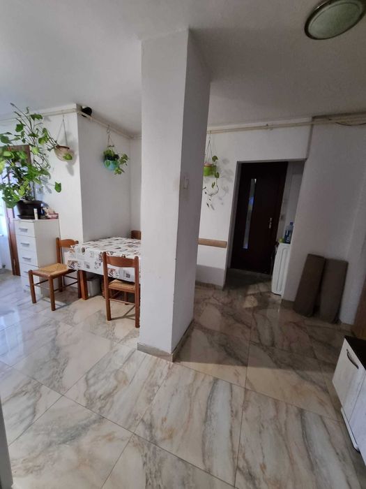 Vând apartament cu 2 camere Apahida