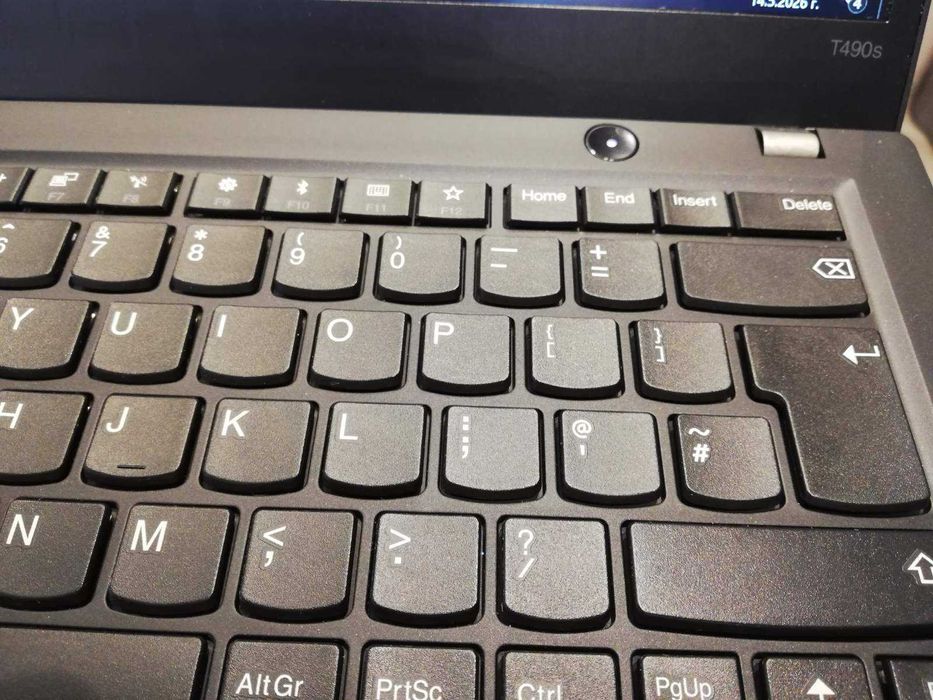 Лаптоп Lenovo ThinkPad t490s  i5  200 GB  SSD