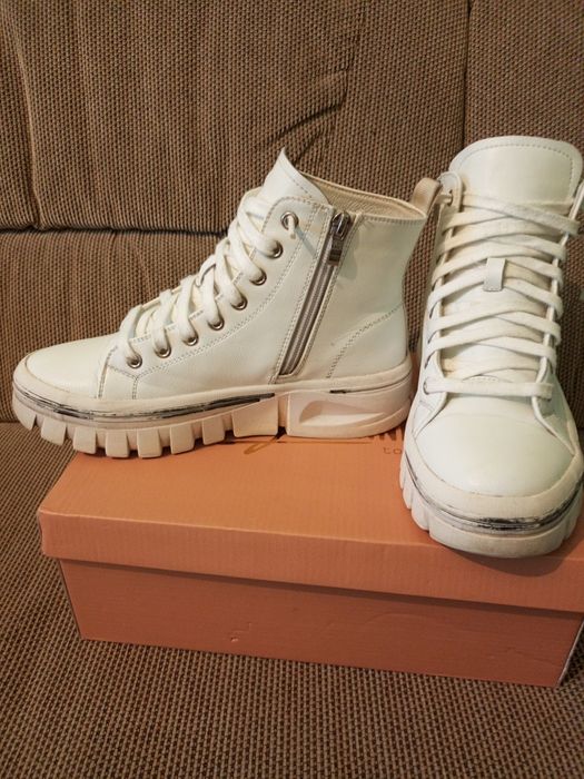 Ботинки женские демисезонные