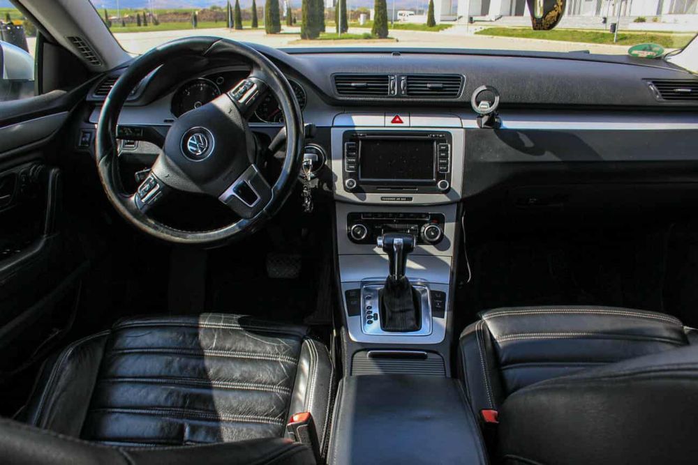 VW Passat CC  2.0 DSG