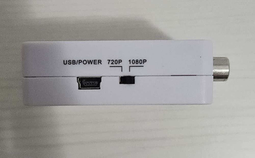 Adaptor audio-video la HDMI