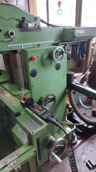 Фреза DECKEL FP4 с CNC T310 и глава на 24 000 оборота-3,7kW.