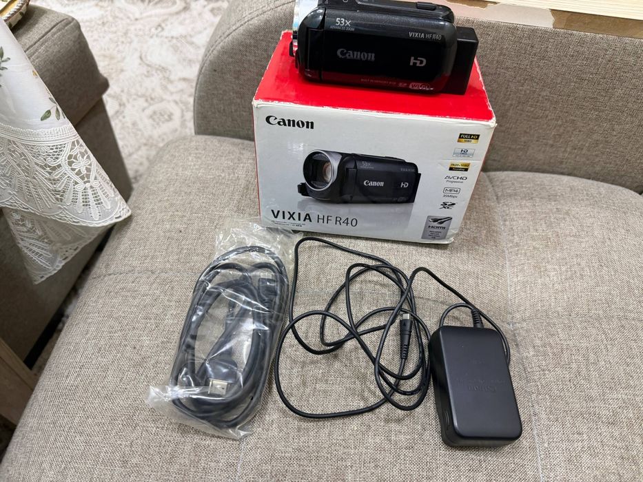 Canon VIXIA HF R40