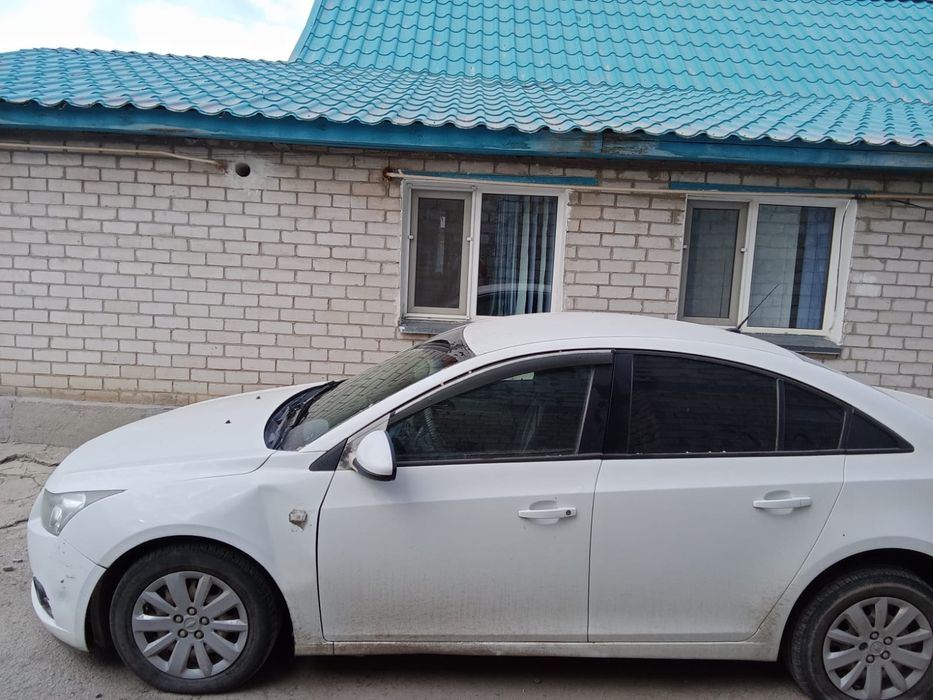 Продам Шевроле Круз