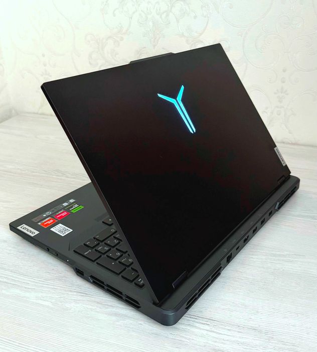 Мощный ноутбук Lenovo Legion 5 Pro