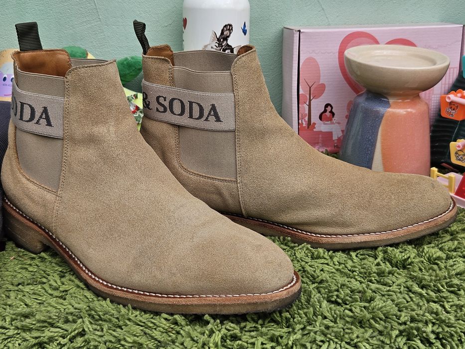 Scotch and soda боти естествен велур