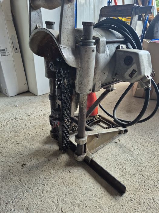 Mașină profesională de găurit lemn MAFELL – Made in Germany, 380/220V