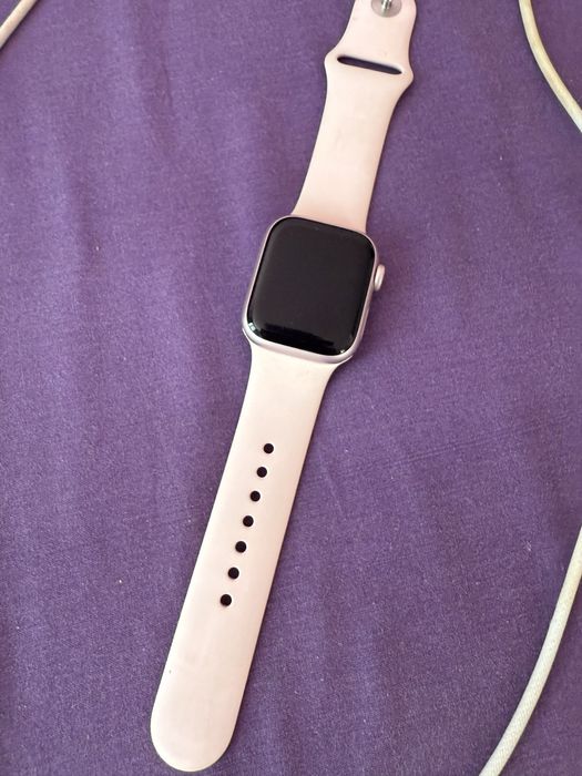 Apple watch 9 pink