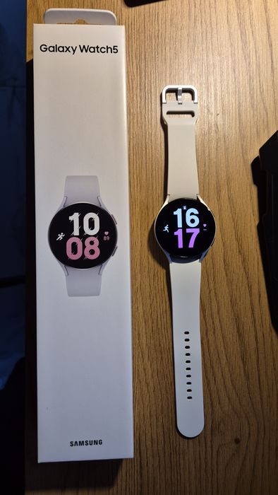 Samsung Watch 5 44mm SM-R910