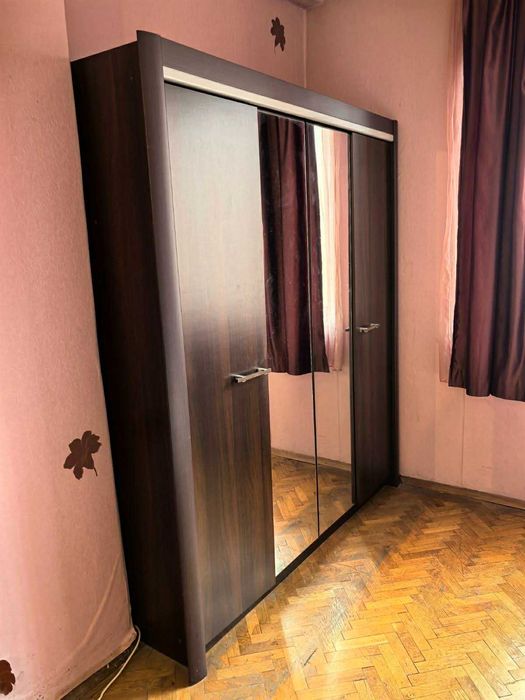 Гардероб и спална