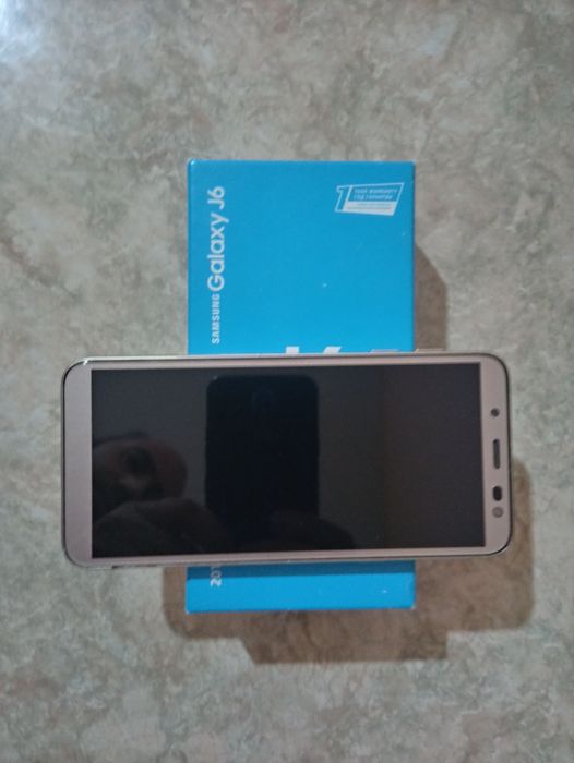 Samsung J 6 2018 sotiladi