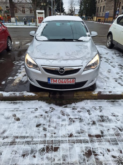 Opel Astra j 1.4 Benzina