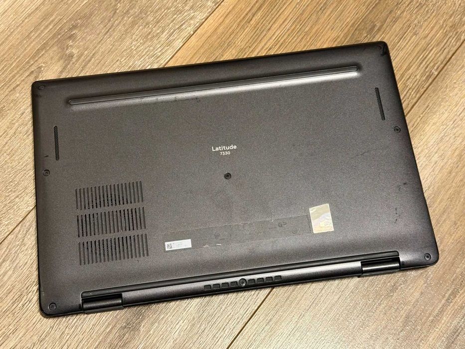 Dell Latitude 7330 i5-1235U/16RAM DDR4/NVMe Samsung 256GB/отличен