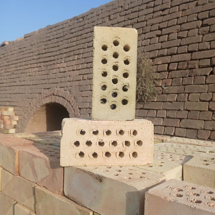 Teshikli pishgan gisht