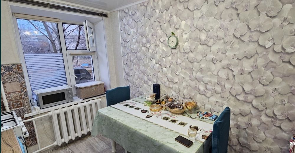 Сдам квартиру в 6 микрорайоне