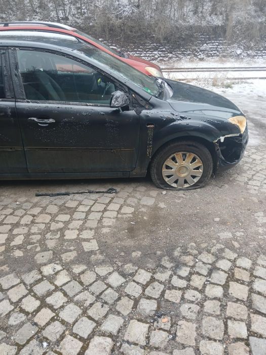 Ford Focus mk2 1.6 бензин