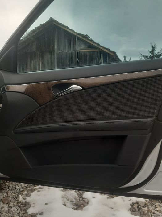 Полу кожен салон Мерцедес w211 комби