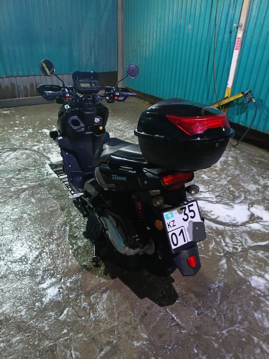 Продам мопед танк