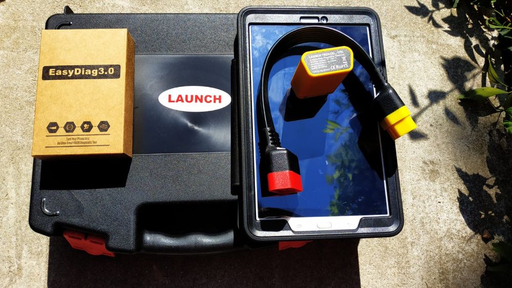 Launch easydiag 3.0 x431 cu husa thoughbook + Tableta
