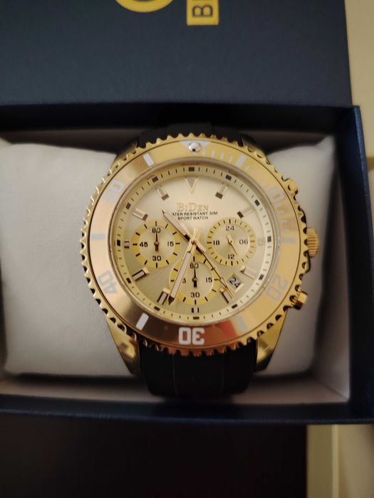 Часовници нови, Ролекс, Rolex GMT-Master Batman