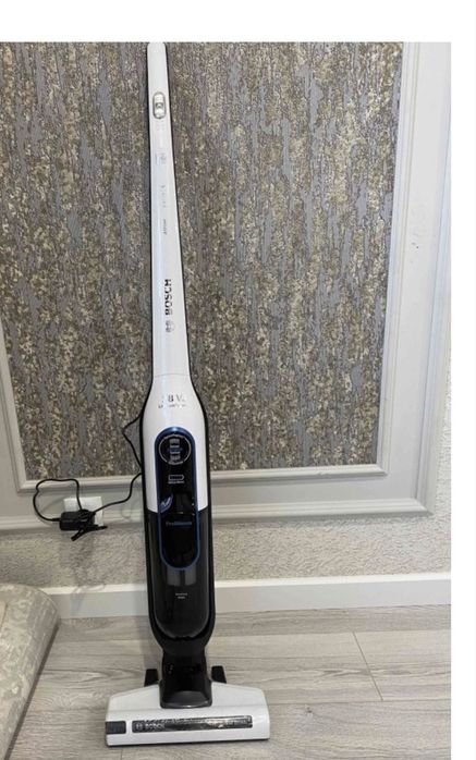Пылесос Bosch Athlet ProSilence BCH86SIL1 белый