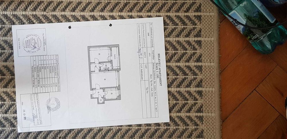 vand apartament 2 camere