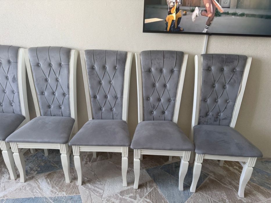 Продам стуля 6 штук