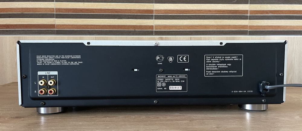Casetofon Deck Sony TC-KB 920S-QS.