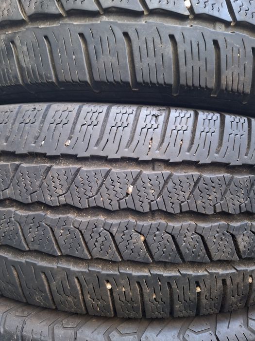 Anvelope Continental 215/65/15 C m+s buc fff bune