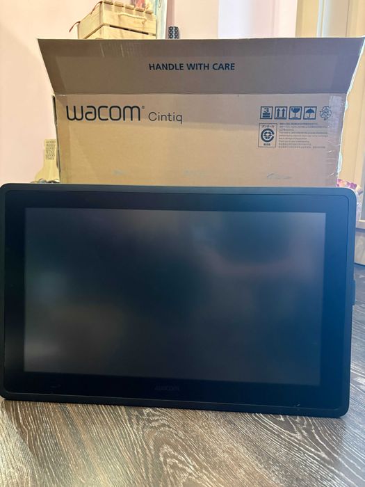 Графичен таблет Wacom Cintiq 22 – нов, в гаранция