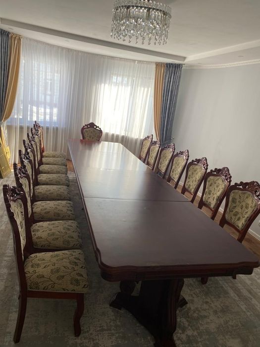 Продам стол, с стульями