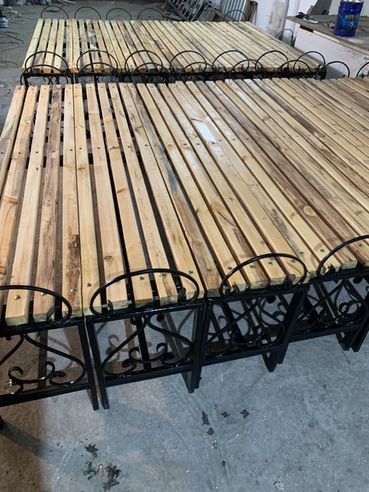 Скамейки, урны