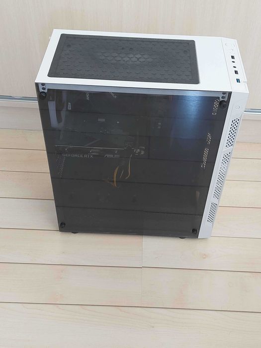 Настолен Компютър (AMD)