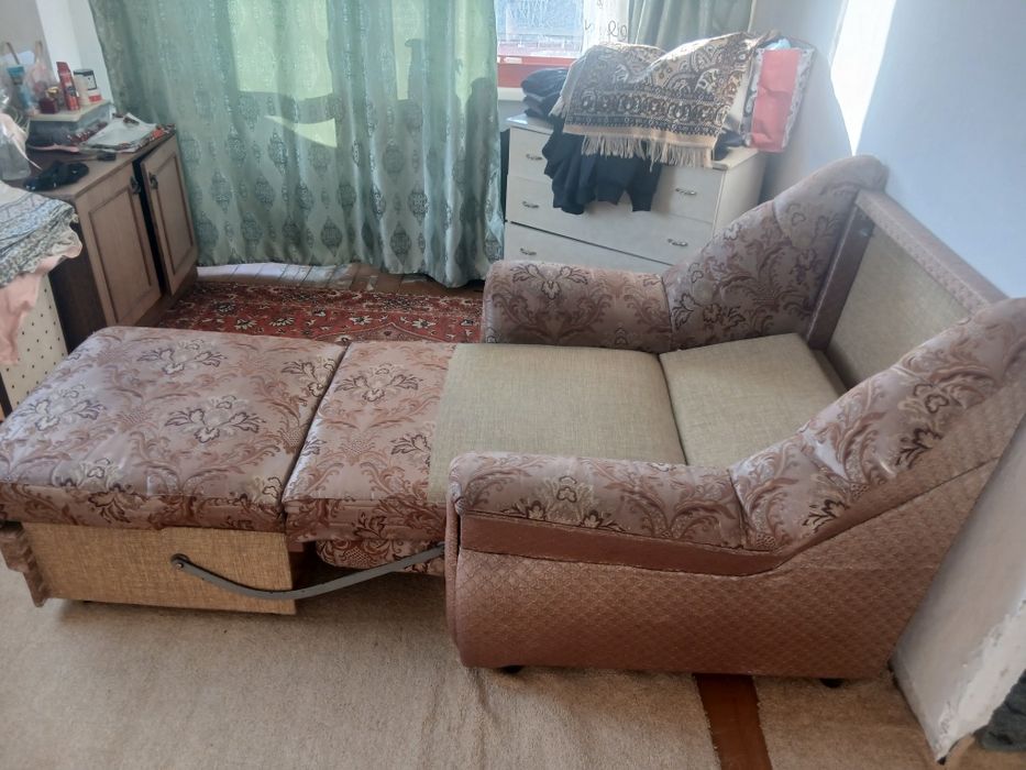 Продам срочно кресло кровать
